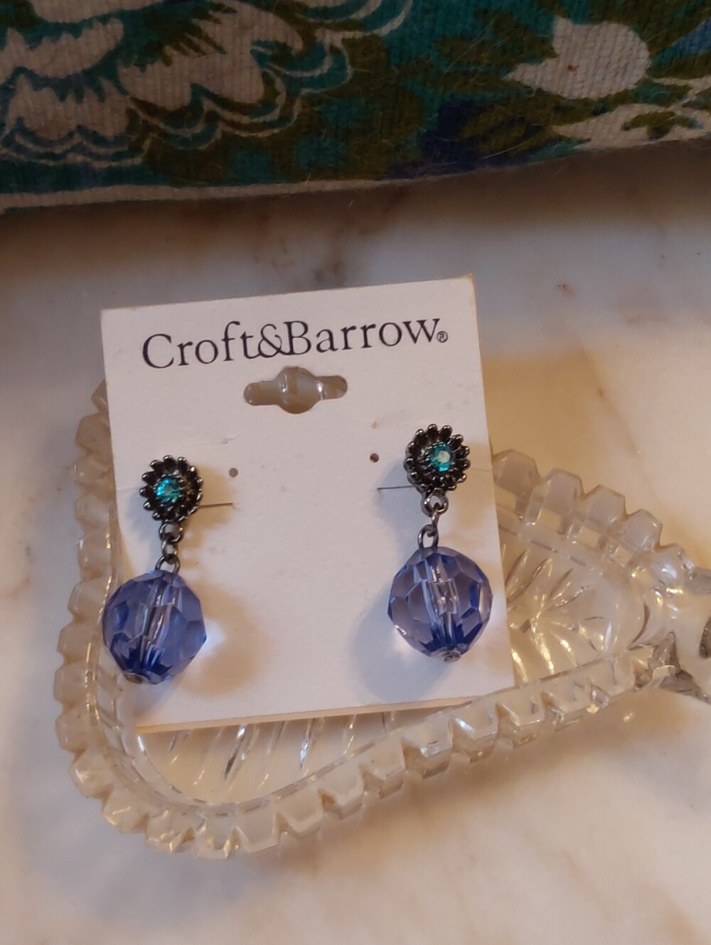 NWOT Croft & Barrow Dangle Earrings, Lilac And Teal Glass Beads